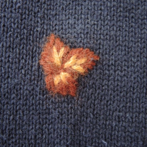 Bobbie Brooks Embroidered Sweater Dark Blue with Flowers & Leaves Size Medium - Picture 4 of 10